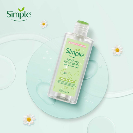 Ảnh của Nước hoa hồng Simple Toner làm dịu và cân bằng độ ẩm cho da - lành tính không chứa cồn 200ml